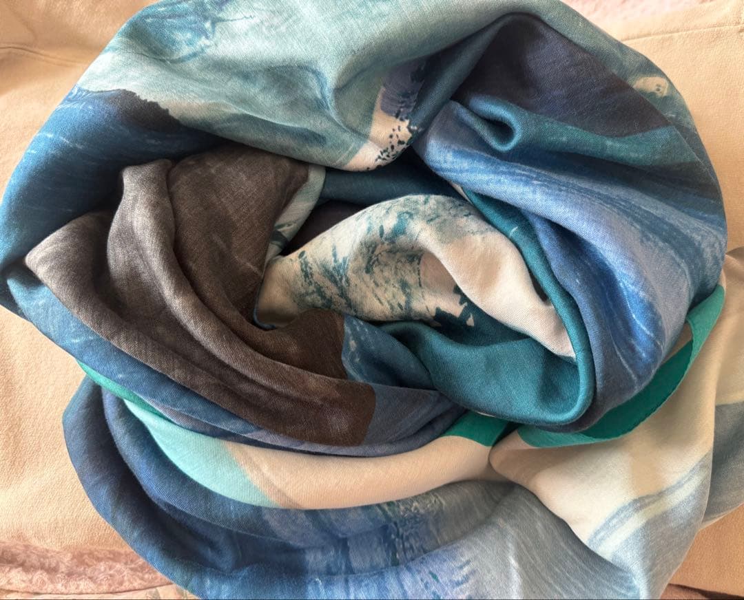 ファリエロサルティシルク混ストール ブルー系 - メルカリ