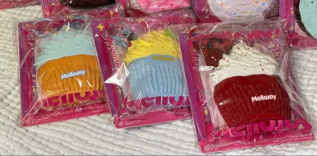 Mellojoy メロジョイ⭐︎カップケーキか？3点セット - メルカリ