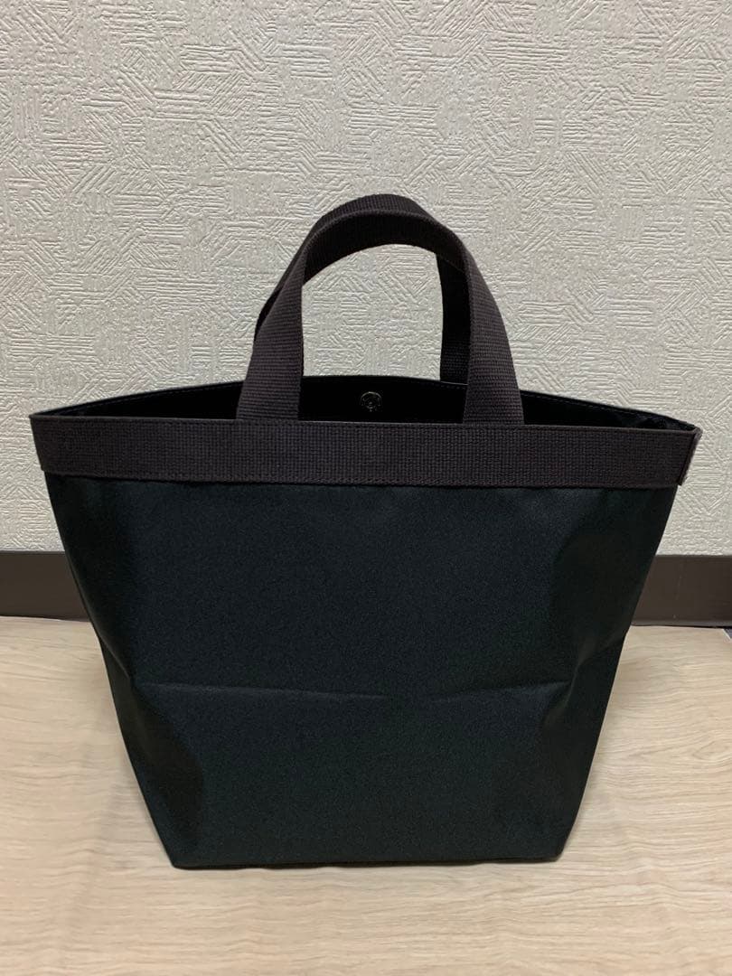 マ*ン様 エルベシャプリエ 707c ノワール人気色黒舟形 トートバッグ M