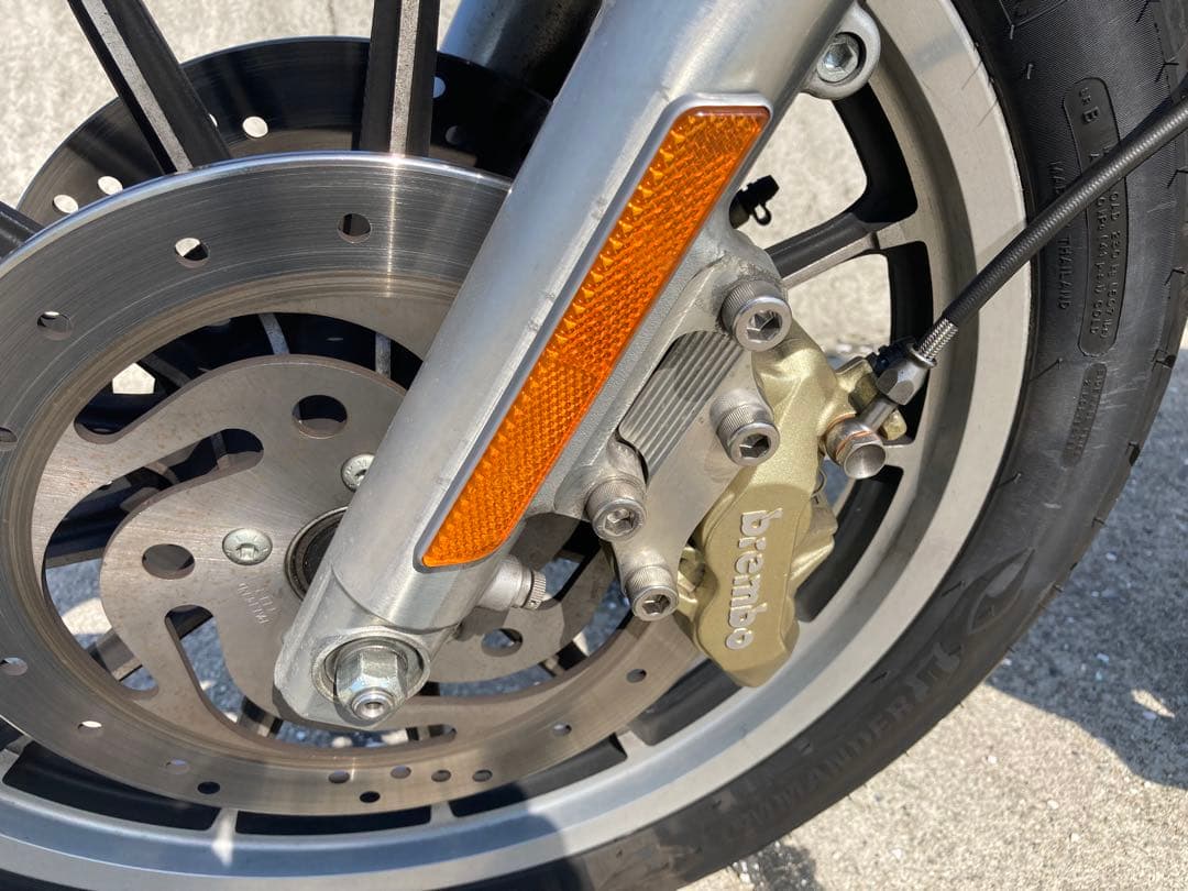 ハーレー　Brembo ブレーキキャリパー brembo（ブレンボ） CNCブレーキキャリパーキット .484 P4 32/32 右用