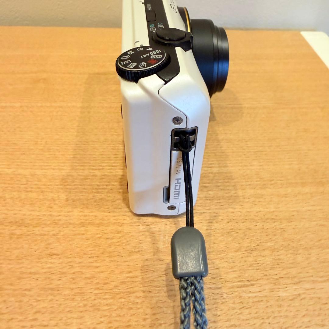 カシオCASIO EXILIM EX-ZR100 デジカメ y2k コンデジ - メルカリ