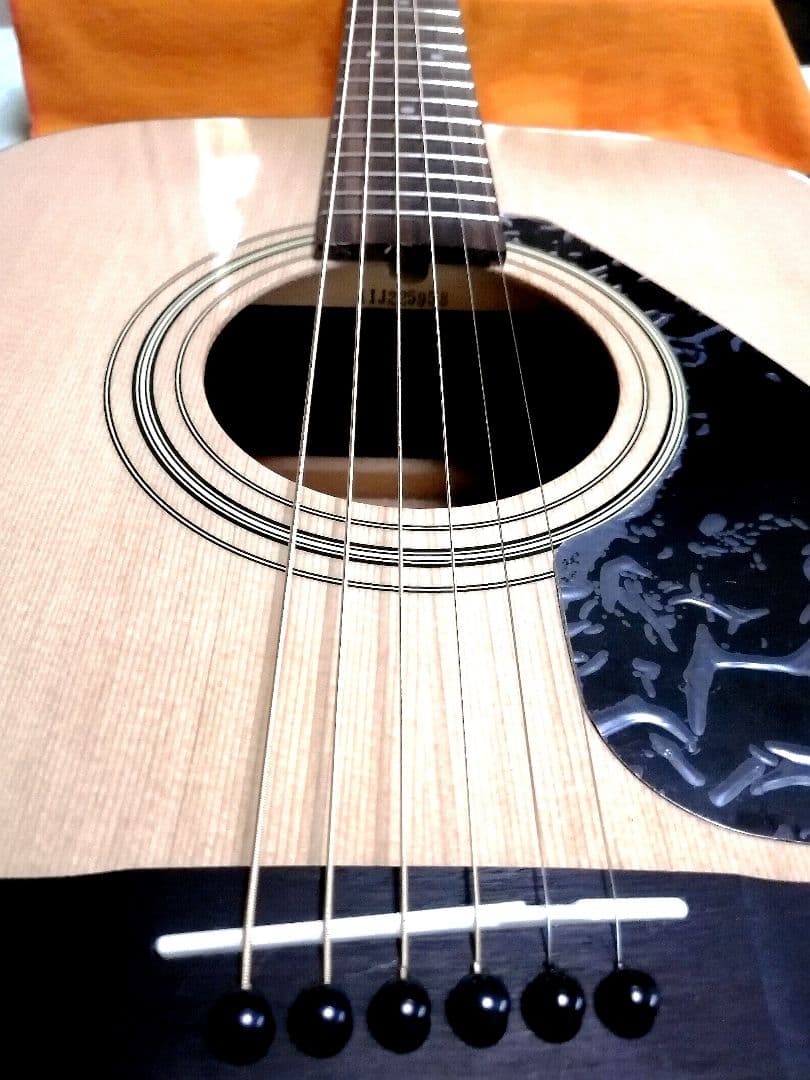 ☆新品に近い☆YAMAHA F315D☆ピックガードの保護シール付いています！