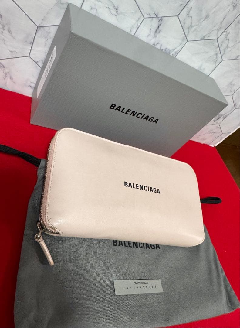 BALENCIAGA バレンシアガ ラウンドジップ 長財布 ブラック レザー