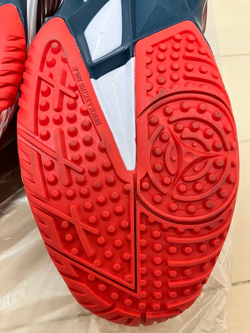 新品未使用品！　DIADORA ディアドラ テニスシューズ 28.5cm