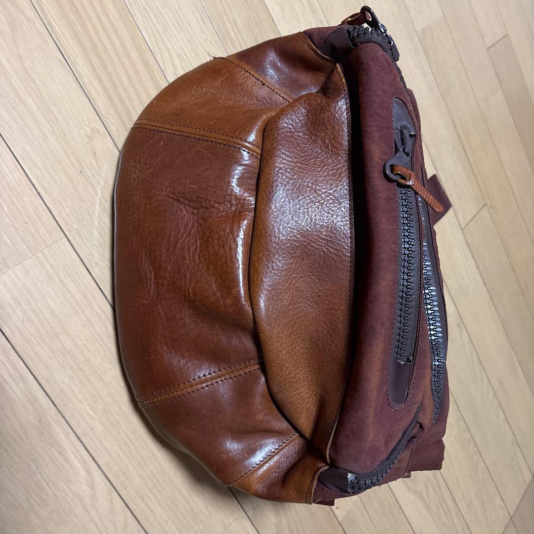 visvim ボディバッグ・ウエストポーチ ブラウン - メルカリ