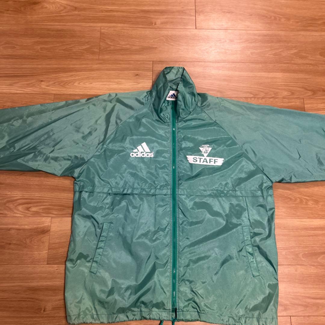 トヨタカップスタッフジャンパー 非売品 - メルカリ