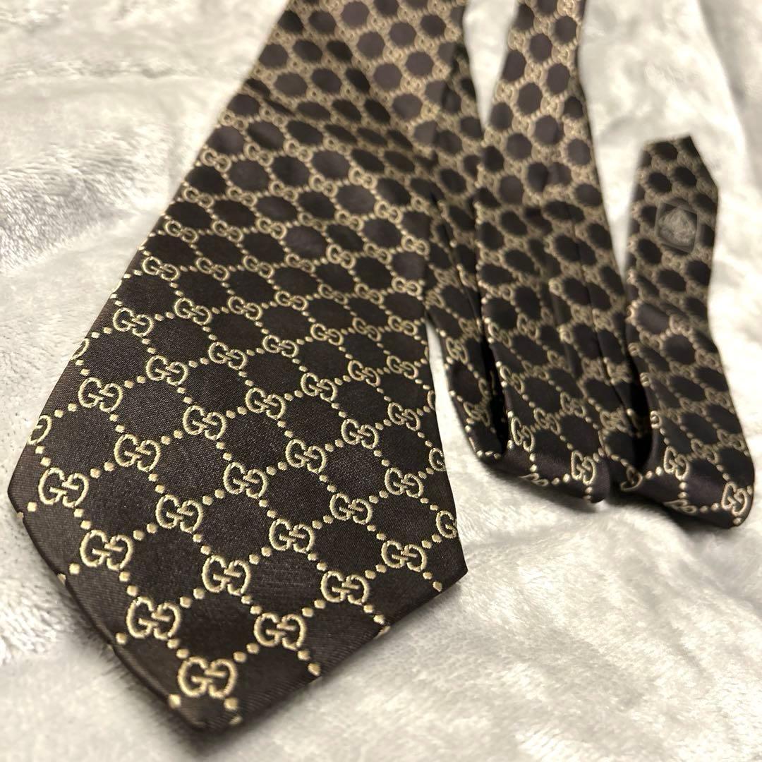 美品】GUCCI グッチGG柄 高級シルクネクタイ 黒×金 古着 イタリア製