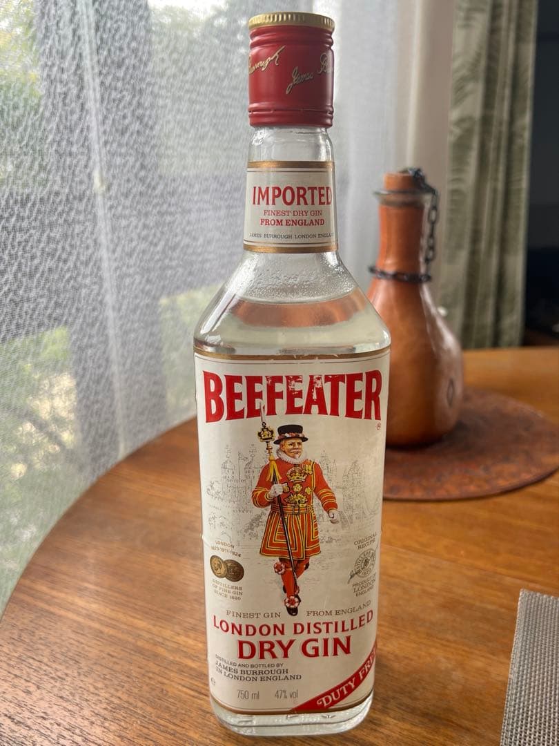 o*s様 BEEFEATER ビーフィータードライジン 旧ラベル 古酒 新品未開