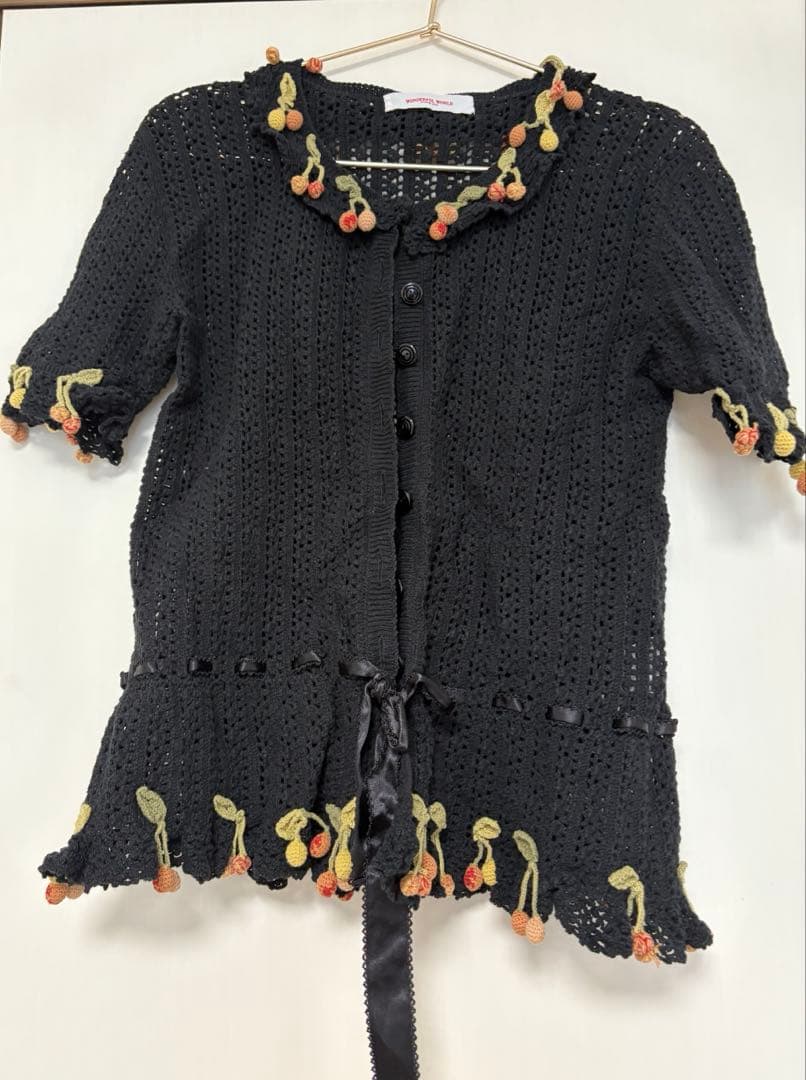 ワンダフルワールド カネコイサオ 透かし編み カーディガン さくらんぼ