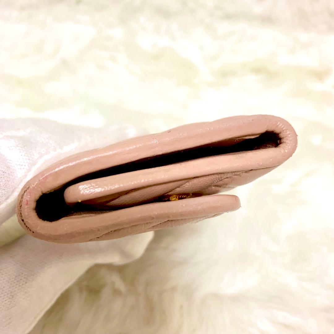 美品！miu miu ミュウミュウ キーケース ピンク系　キルティング