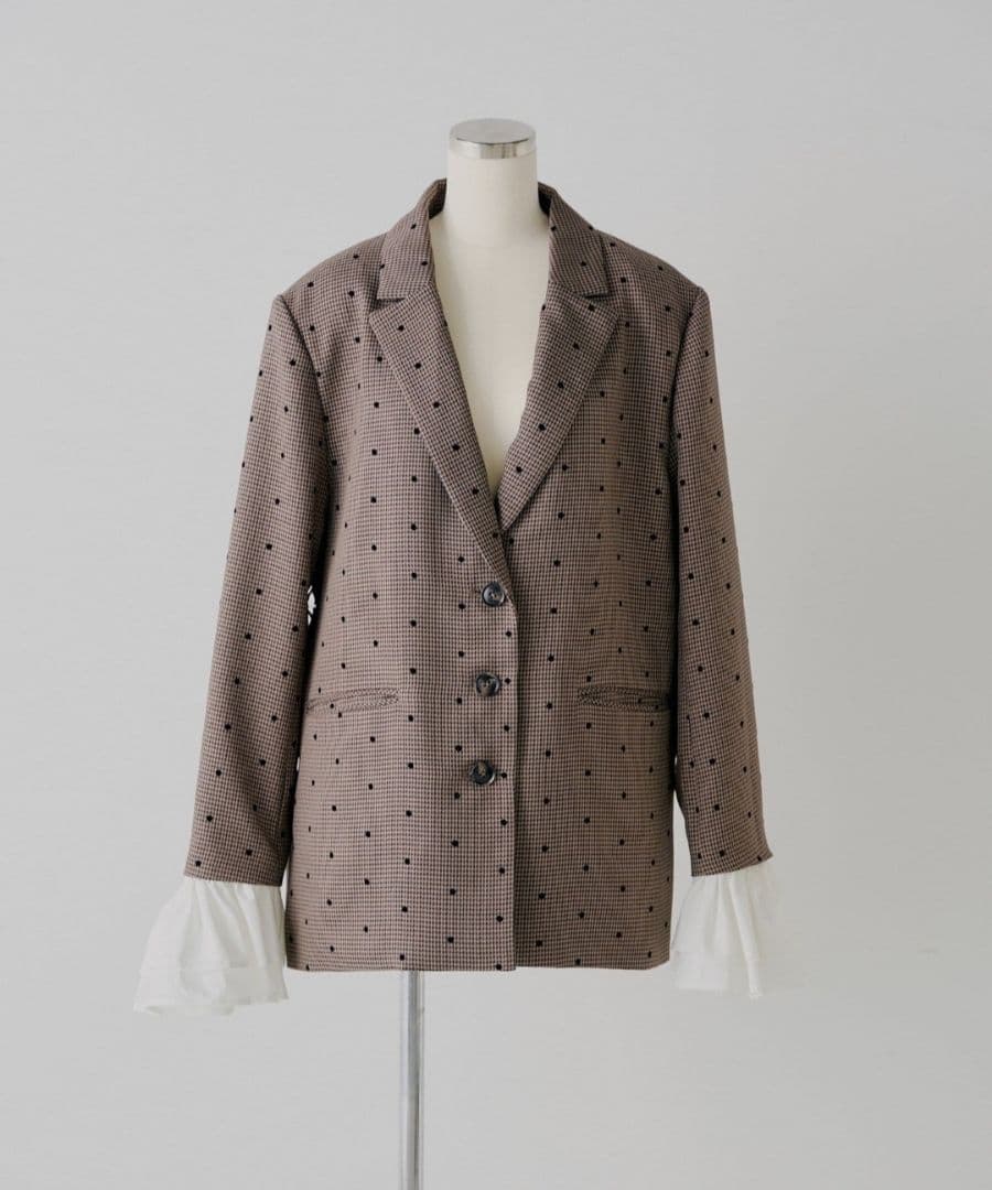 Chico チコ yuzuコラボ 袖フリルオーバージャケット ブラウン - メルカリ