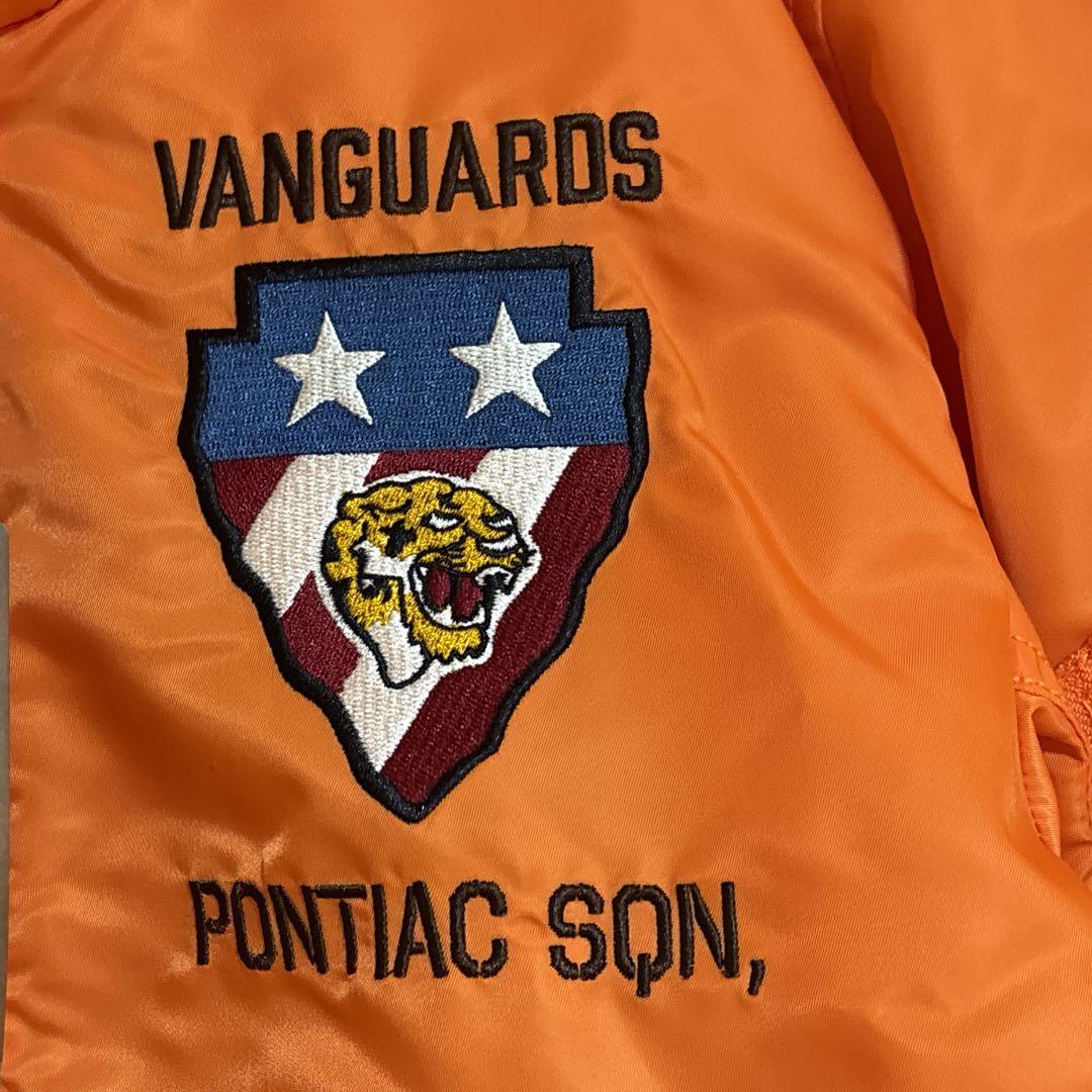 【新品タグ付き】　AVIREX フライトジャケット Fサイズ　　オレンジ