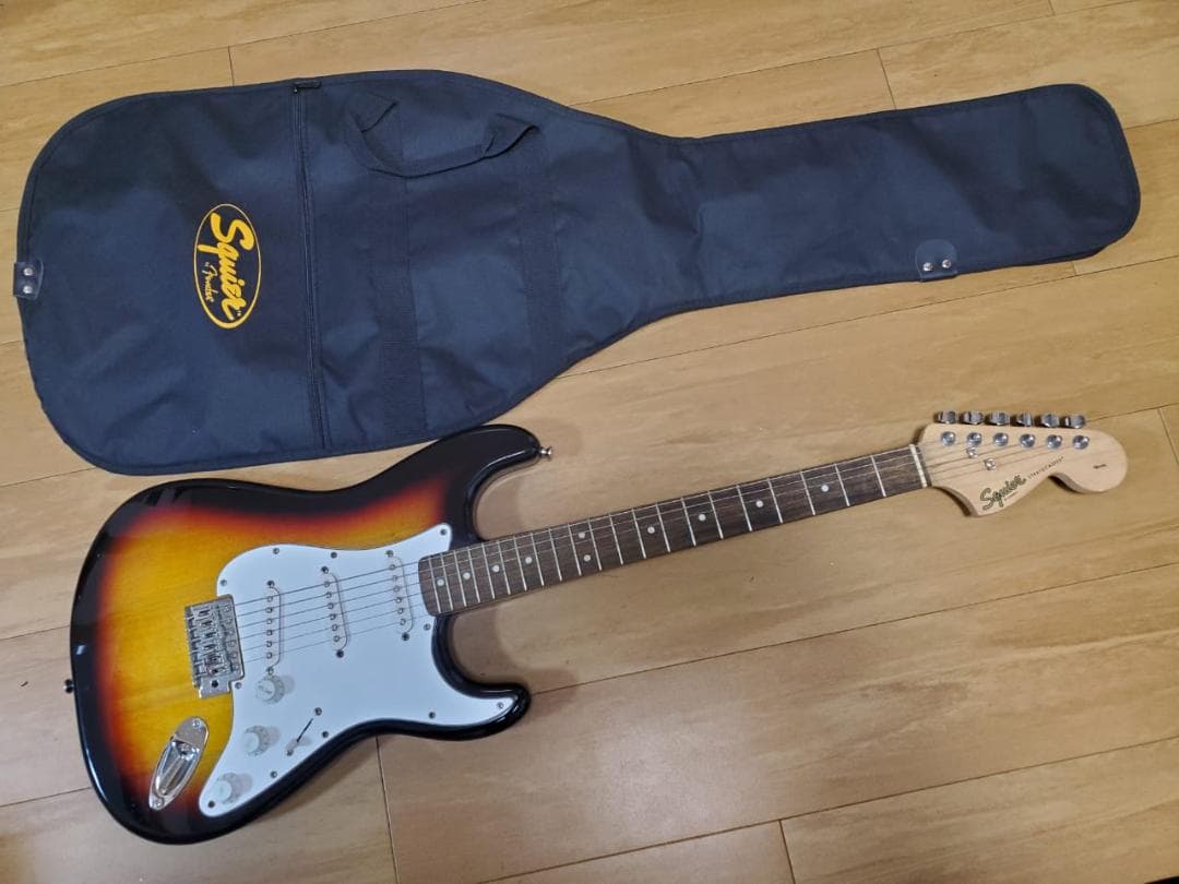 ギター Fender Stratocaster Squier Guitar Amazon.co.jp: Squier by Fender スクワイヤー エレキギター Squier