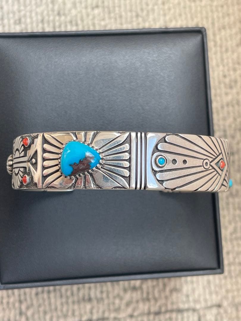 マルコビゲイ Marco Begaye ビズビー バングル - メルカリ