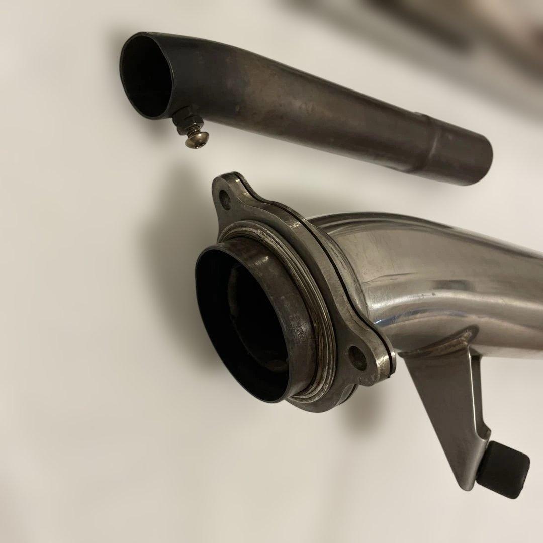 DELKEVIC サイレンサー　スズキバンディット1200(GV79A)