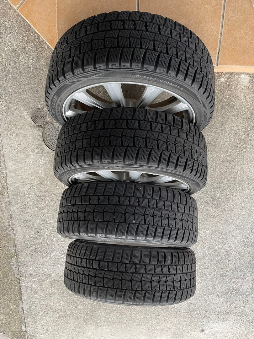 スタッドレスタイヤ プリウス 225 / 40R18 880 PHV GR用