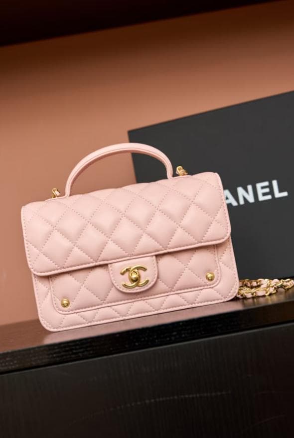 確実正規品 PRADAスマートフォンケース 本日のみの値下げ