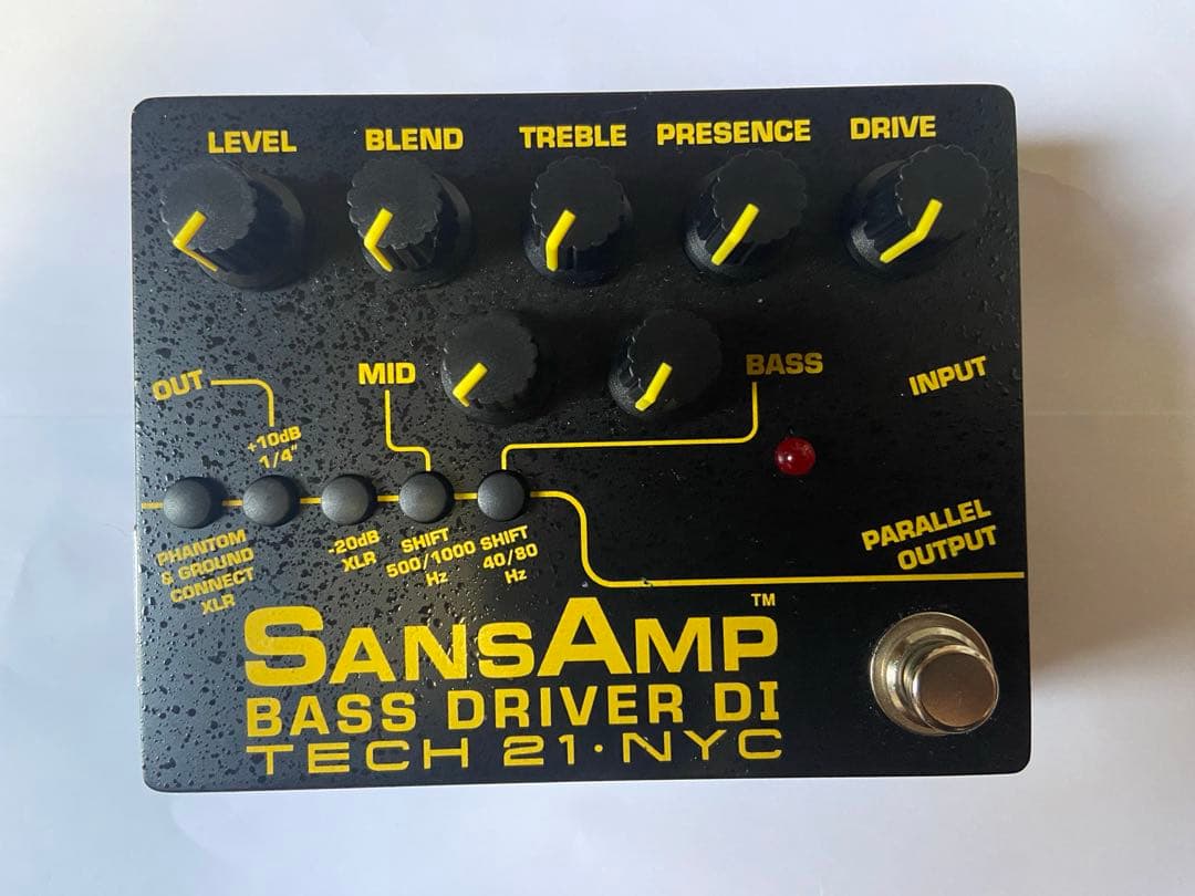 ベース TECH21 SANSAMP BASS D DI V2