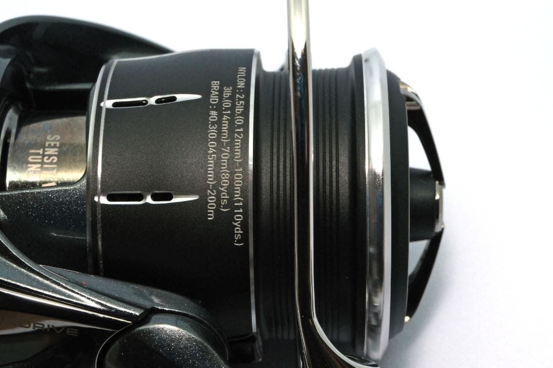 u*7様 ルビアス ST SF 2000SS-H LUVIAS ダイワ純正ベアリ - メルカリ