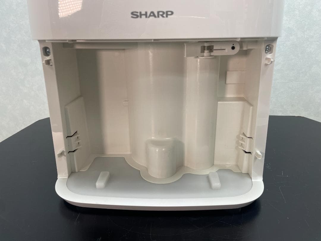 Y♢216 シャープ 衣類乾燥 除湿機 CV-H71-W