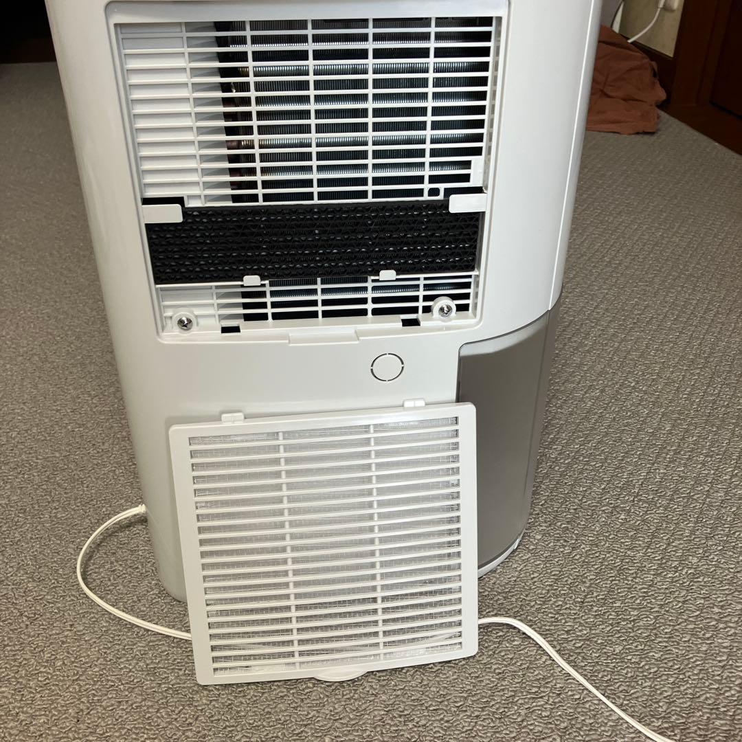 コロナ 除湿機 ホワイト 透明タンク　2024年製