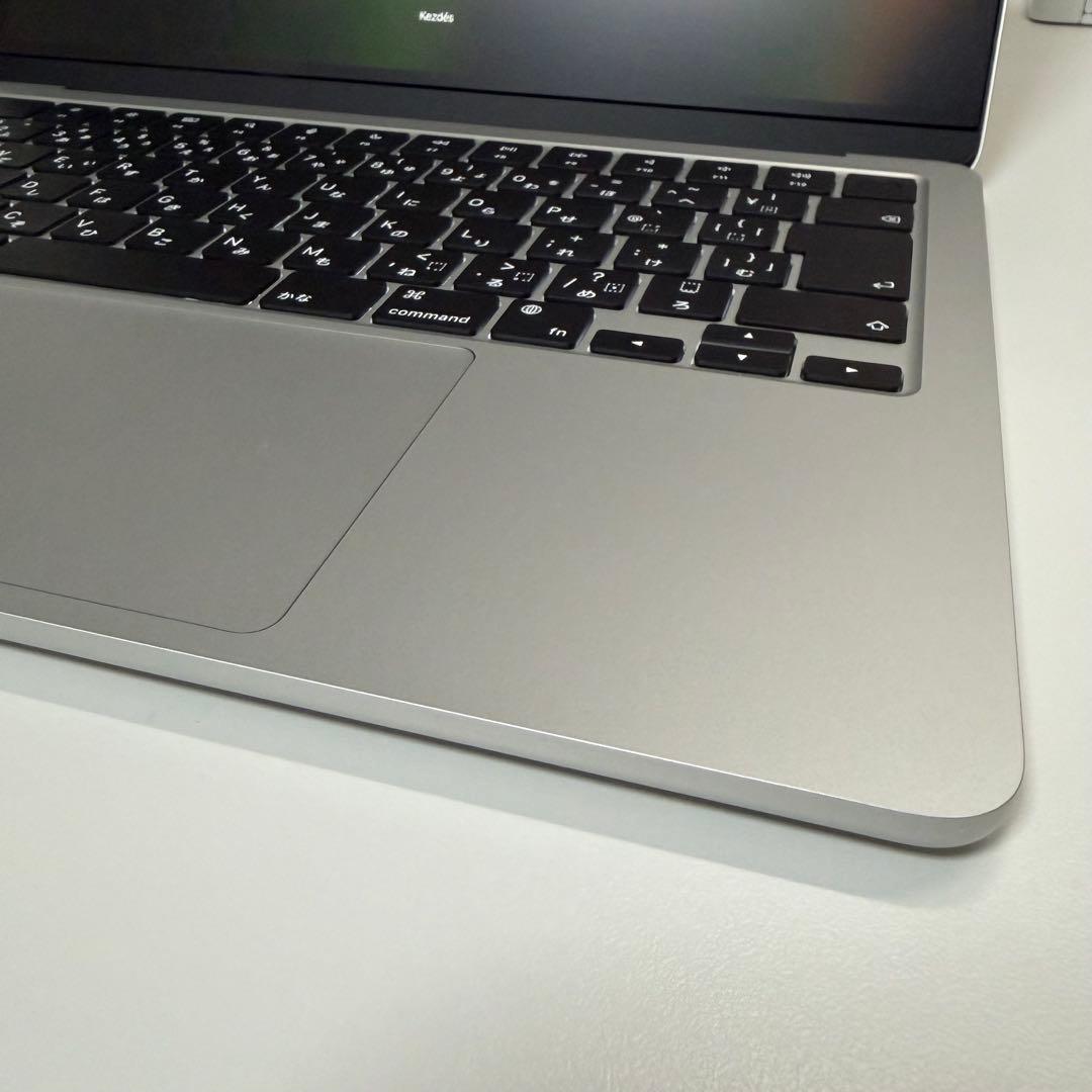 【2025年購入】MacBook Air M2 2022 16GB 256SSD