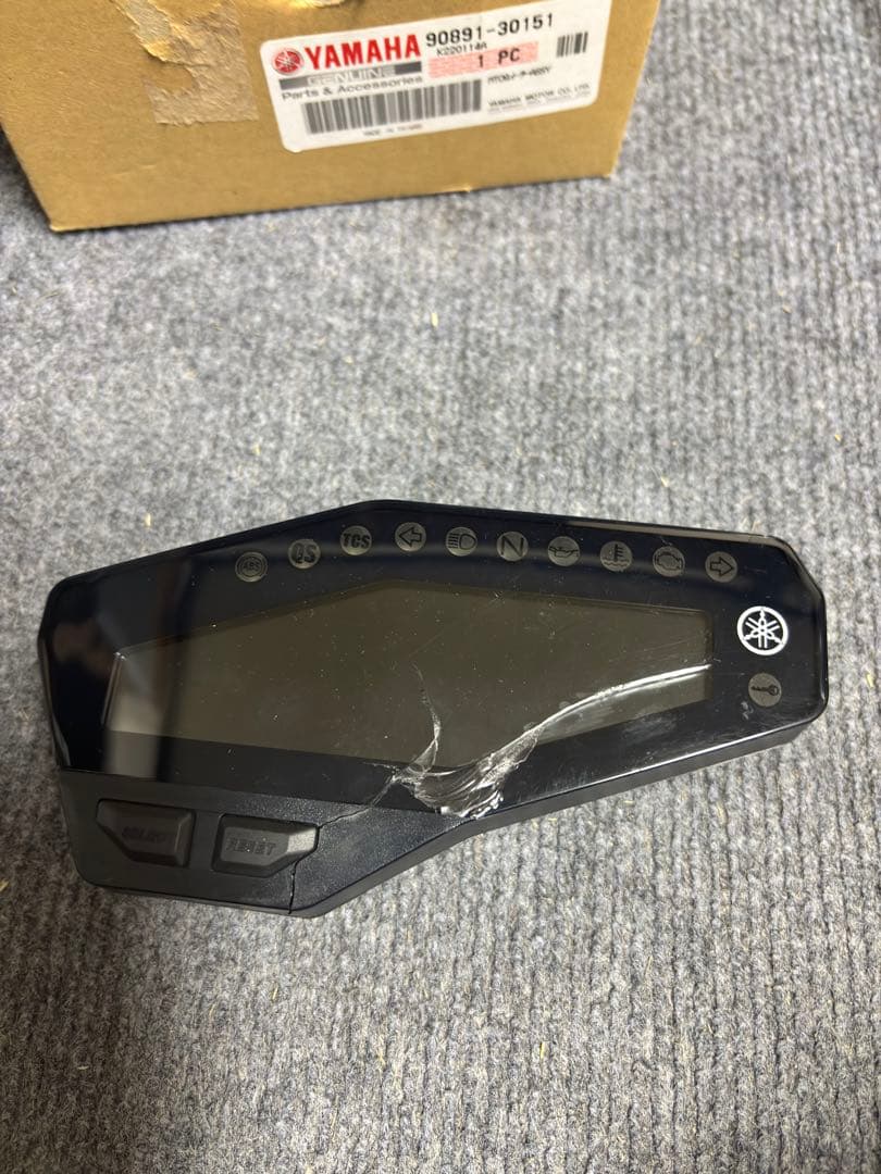 ヤマハ　mt09sp メーター