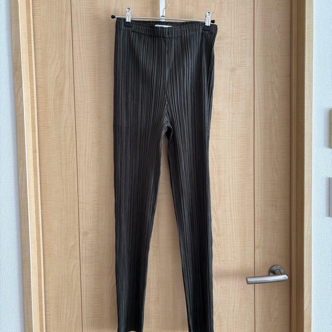 PLATS PLEATS プリーツパンツ サイズ3 オリーブグリーン PLEATS PLEASE ISSEY MIYAKE - PLEATS PLEASE(プリーツプリーズ