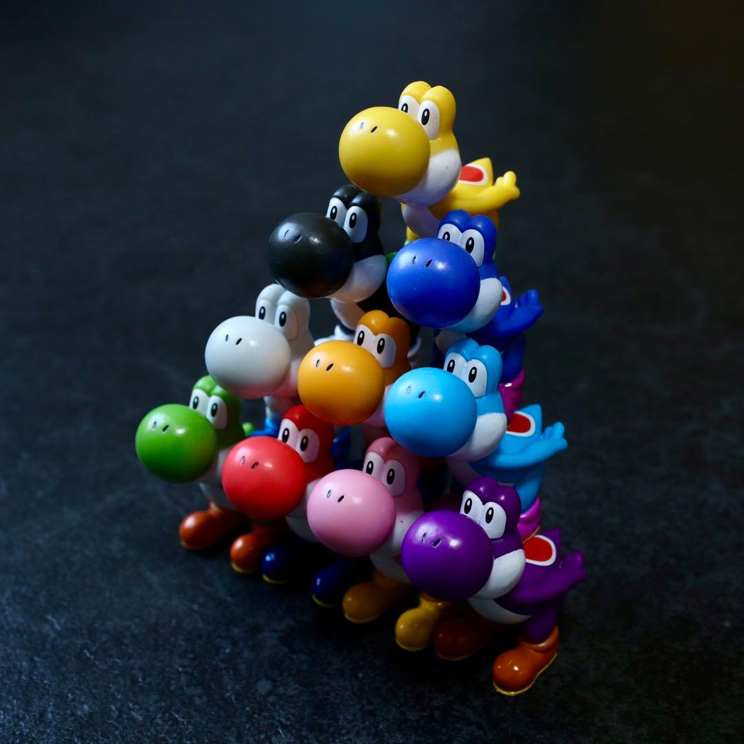 ヨッシー フィギュア10体セット カラフル - メルカリ