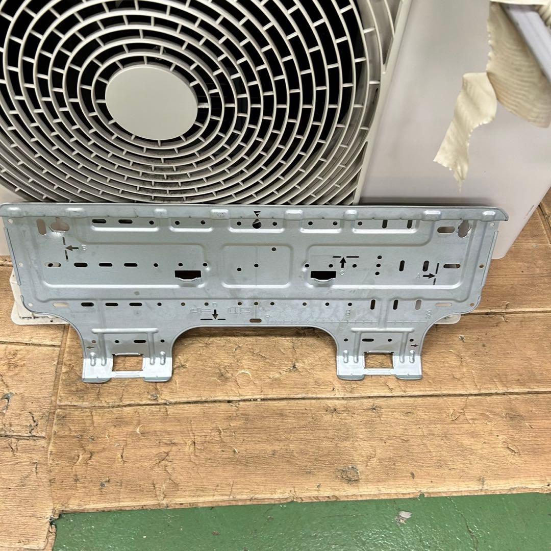 26 エアコン　東芝　2021年製　2.2kw 美品　保証込み　一人暮らし　同棲