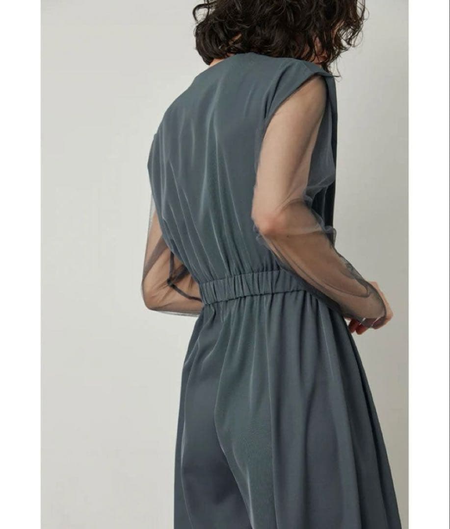 最終価格‼️美品✨niana スタンドアウトカラーオールインパンツ　S