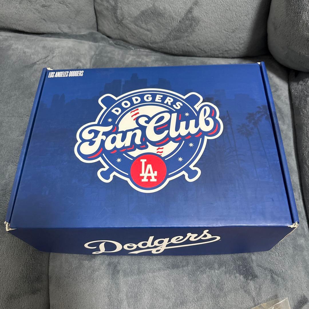 送料込】Dodgers Fan Club Boxドジャースファンクラブ大谷選手 - メルカリ