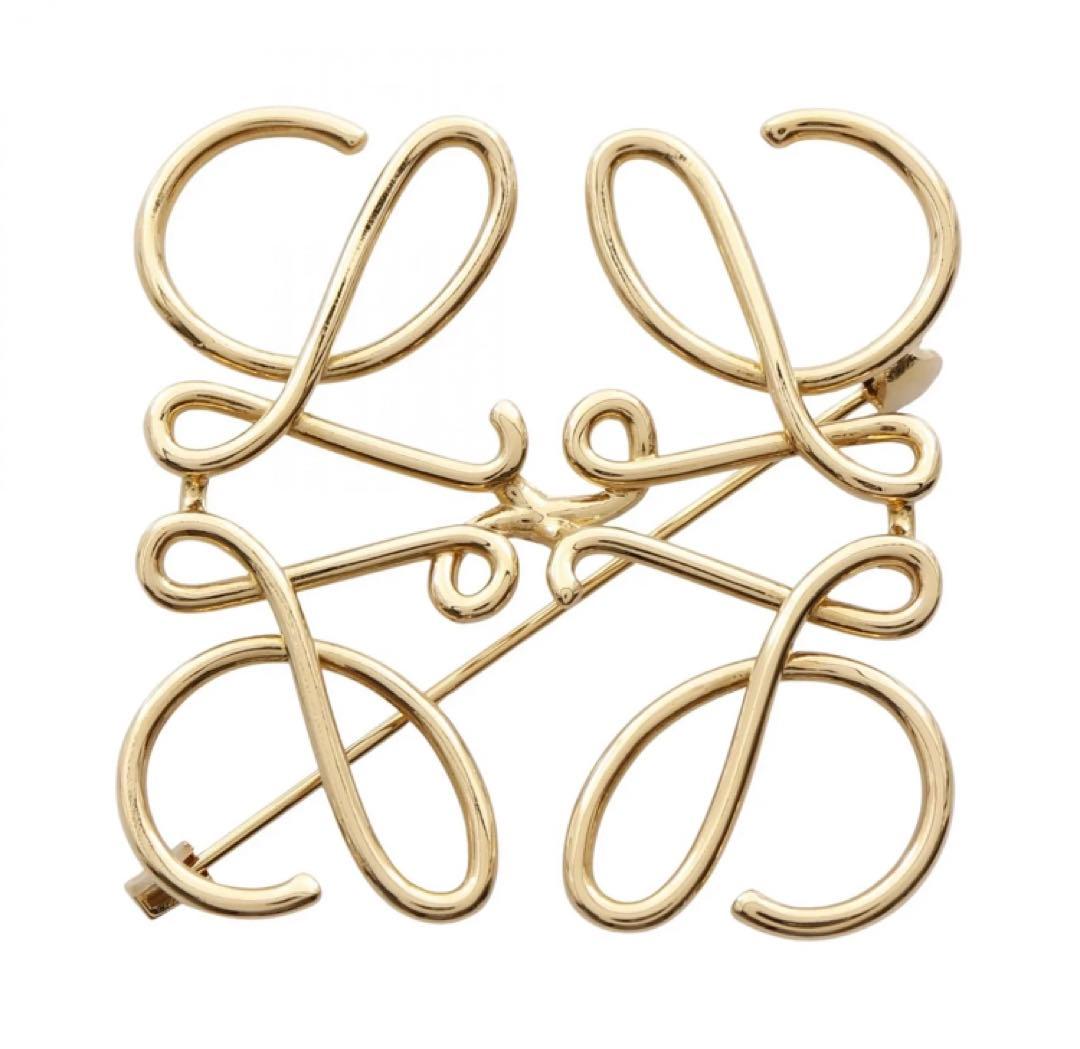 ラスト一点！ロエベが好きな方ゴールド リボンモチーフ ブローチ