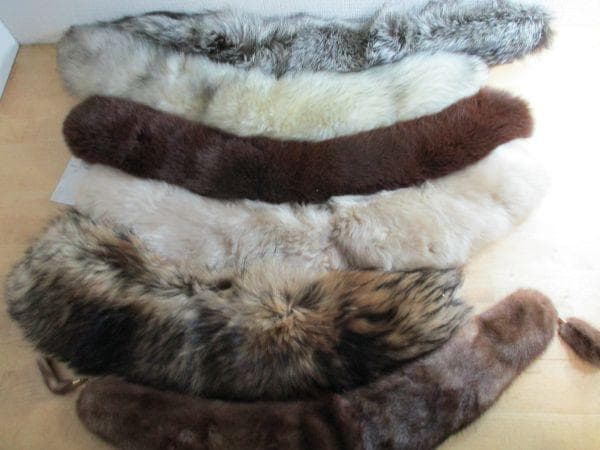 超赤字出品　サガフォックス　ファー　襟巻　大判など　1点２００円　４８点セット 大判 ファー マフラー サガ フォックス ナチュラルホワイト／西本毛皮