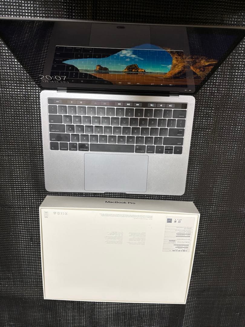 MacBook本体 MacbookPro2016/13.3/2.9GHz/8GB/512GB
