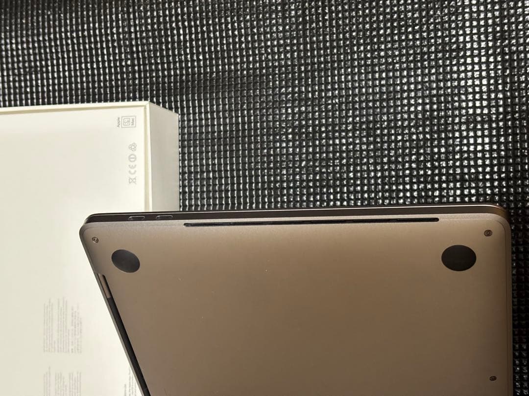 MacBook本体 MacbookPro2016/13.3/2.9GHz/8GB/512GB