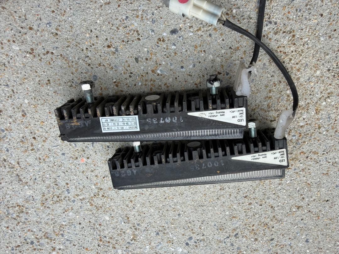 エルグランド E52ライダー純正LEDデイライト左右セット E52ライダー