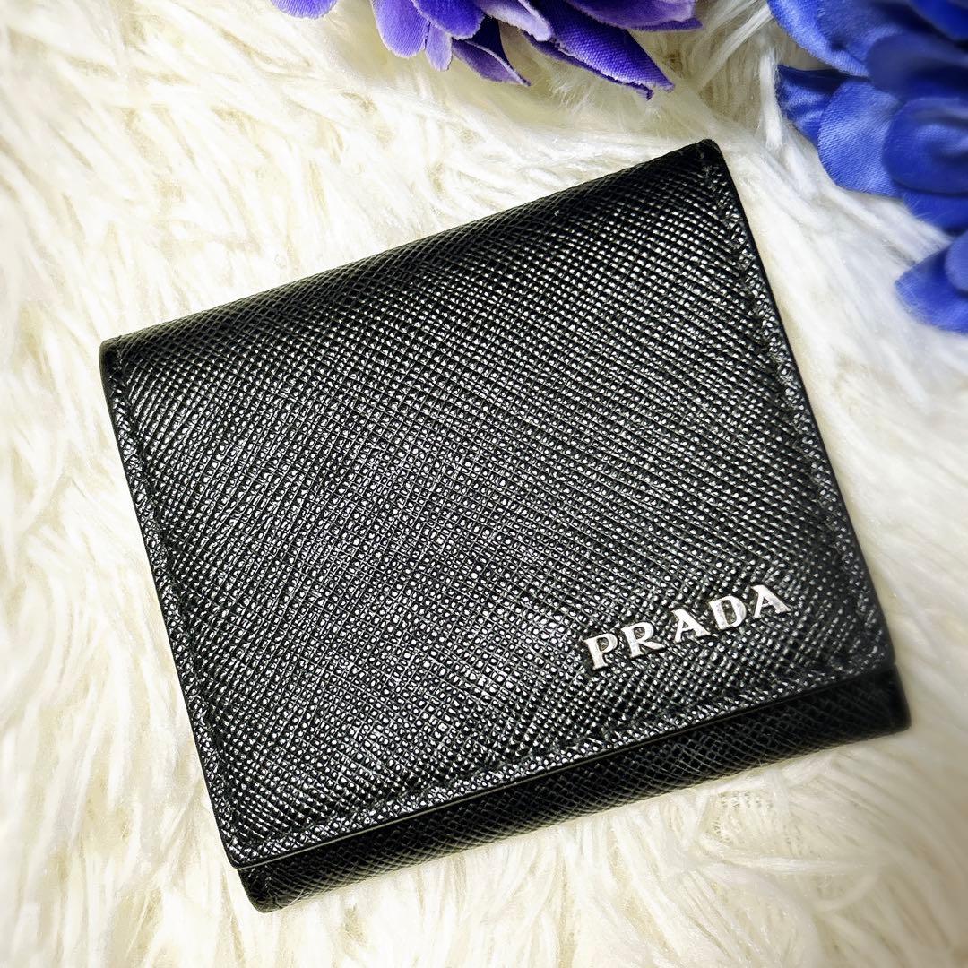 極美品 プラダ　サフィアノ シルバー金具 ケース　小銭入れ　ブラック PRADA（プラダ） 【お取り寄せ】 【並行輸入品】 カードケース