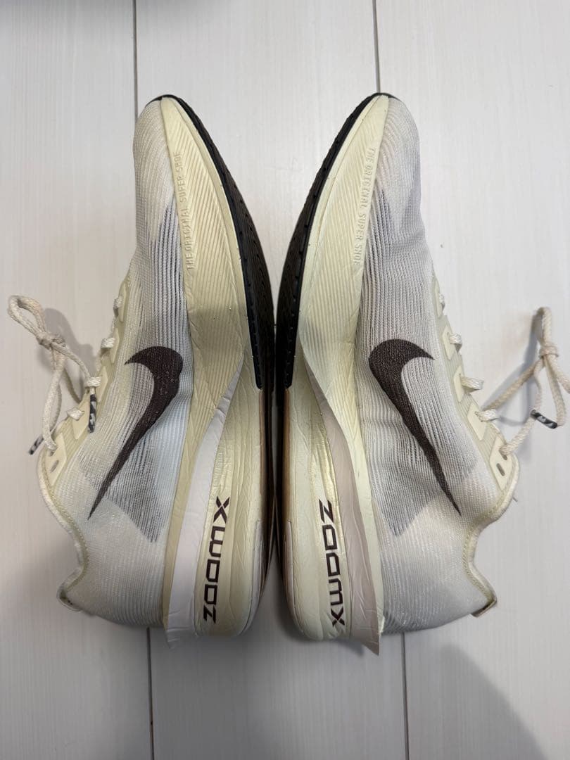 NIKE ヴェイパーフライ4 26.0cm ヤコブカラー