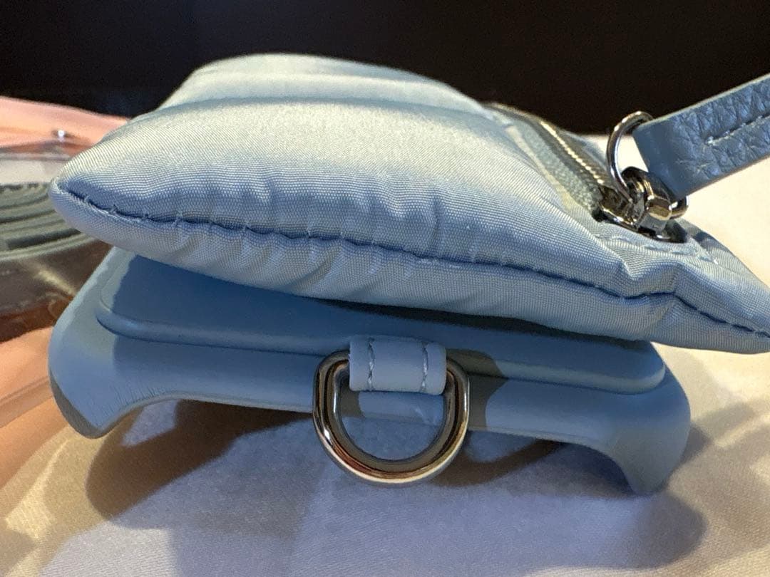 ajew★iPhone16★ほぼ新品未使用