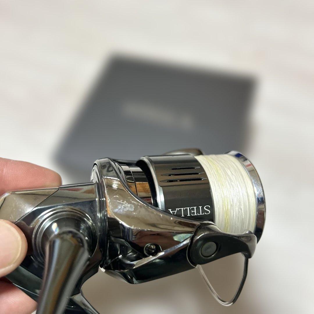 22STELLA 2500sスピニングリール - メルカリ