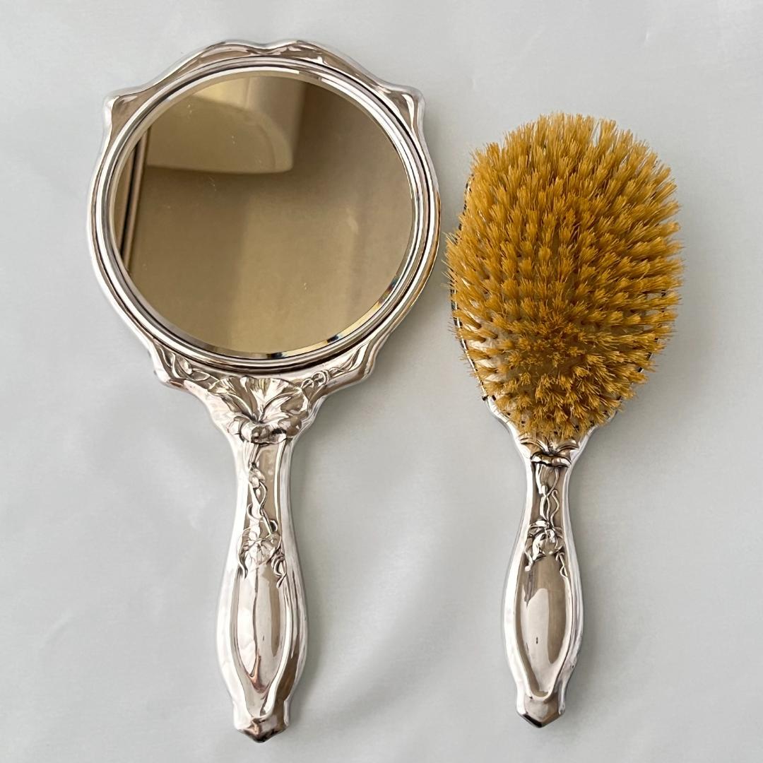 【Wallace】アール・ヌーボーのミラー/ ブラシ【シルバープレート】