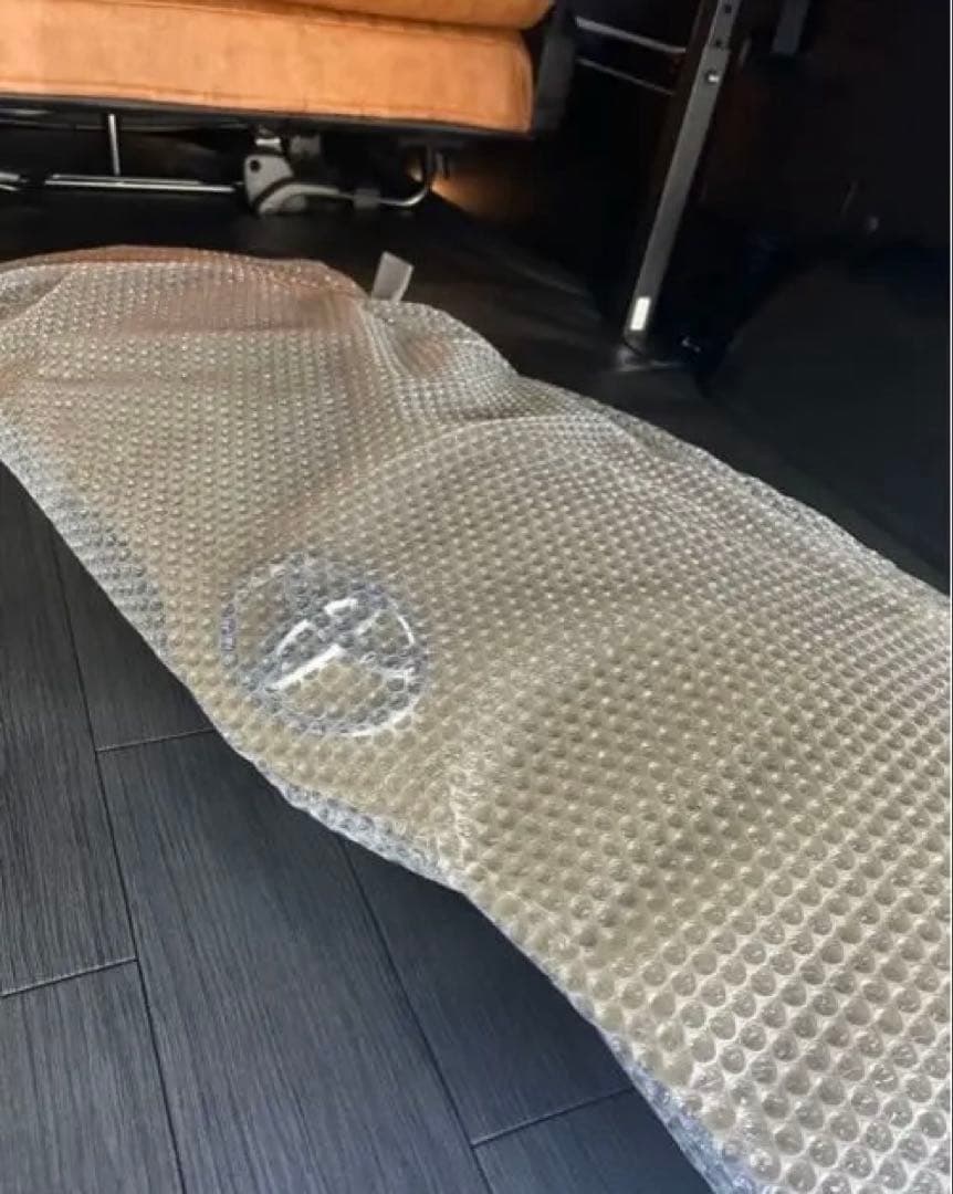 【kid】アースカラーパッケージ純正 ボンネット　ハイエース200系8型