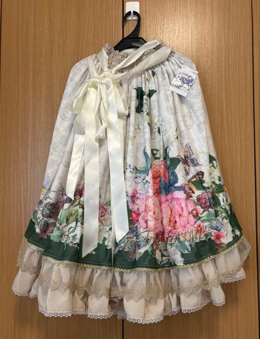 triple fortune ワイルドフラワースカート