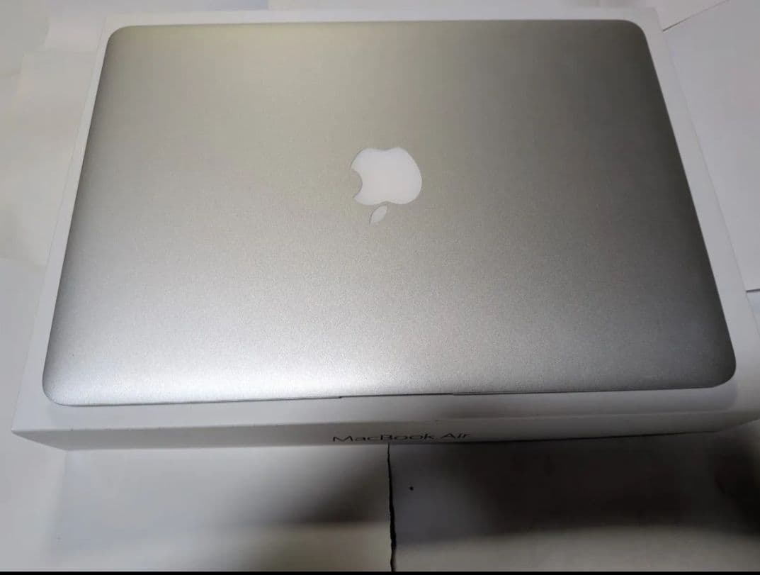 MacBook Air 13inch 1.8GHz Core i5 仮想マシン