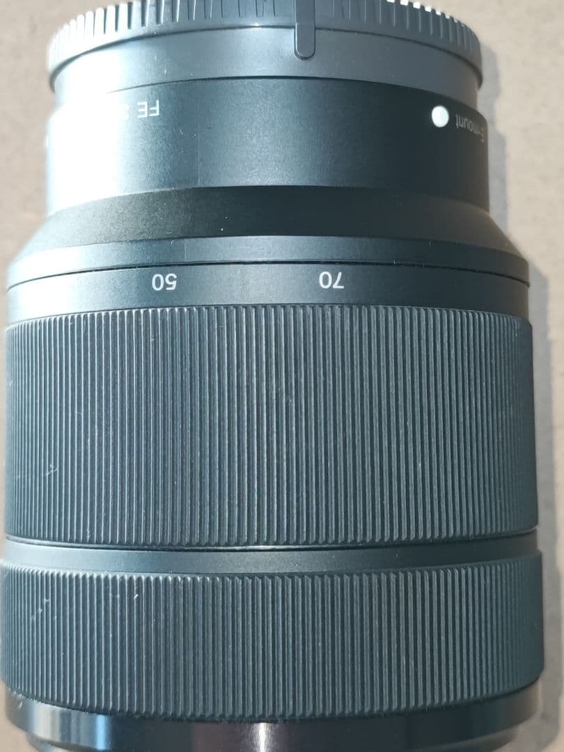 SONY FE 28-70mm F3.5-5.6 OSS　美品