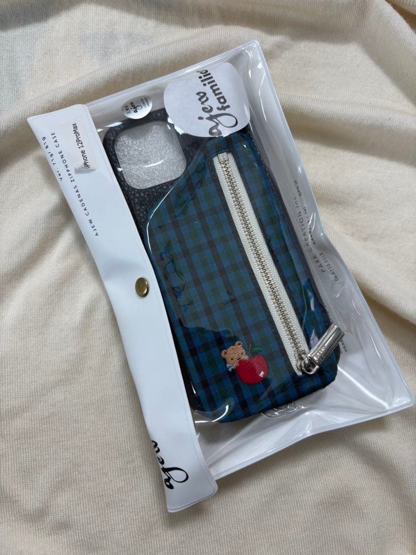 ファミリア ajew iPhone 12 Pro Max ケース familiar × ajew COLLABORATION 2022 - ajew