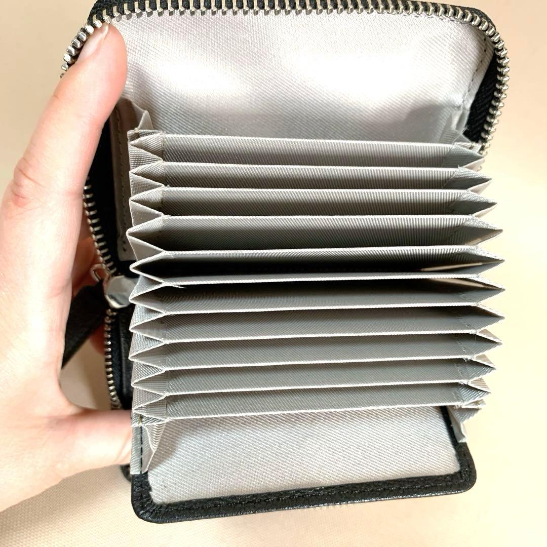 PEZ(ペッツ)×perche(ペルケ)×ear】コラボジャバラ折り財布 黒 - メルカリ