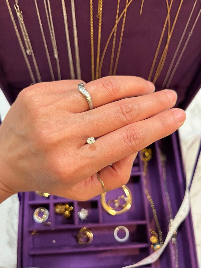 ダイアモンド　ピアス