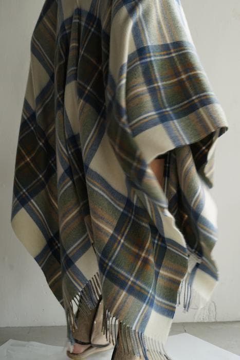 2/10限定値下　レア　cristaseya　カシミヤ　チェック　ポンチョ